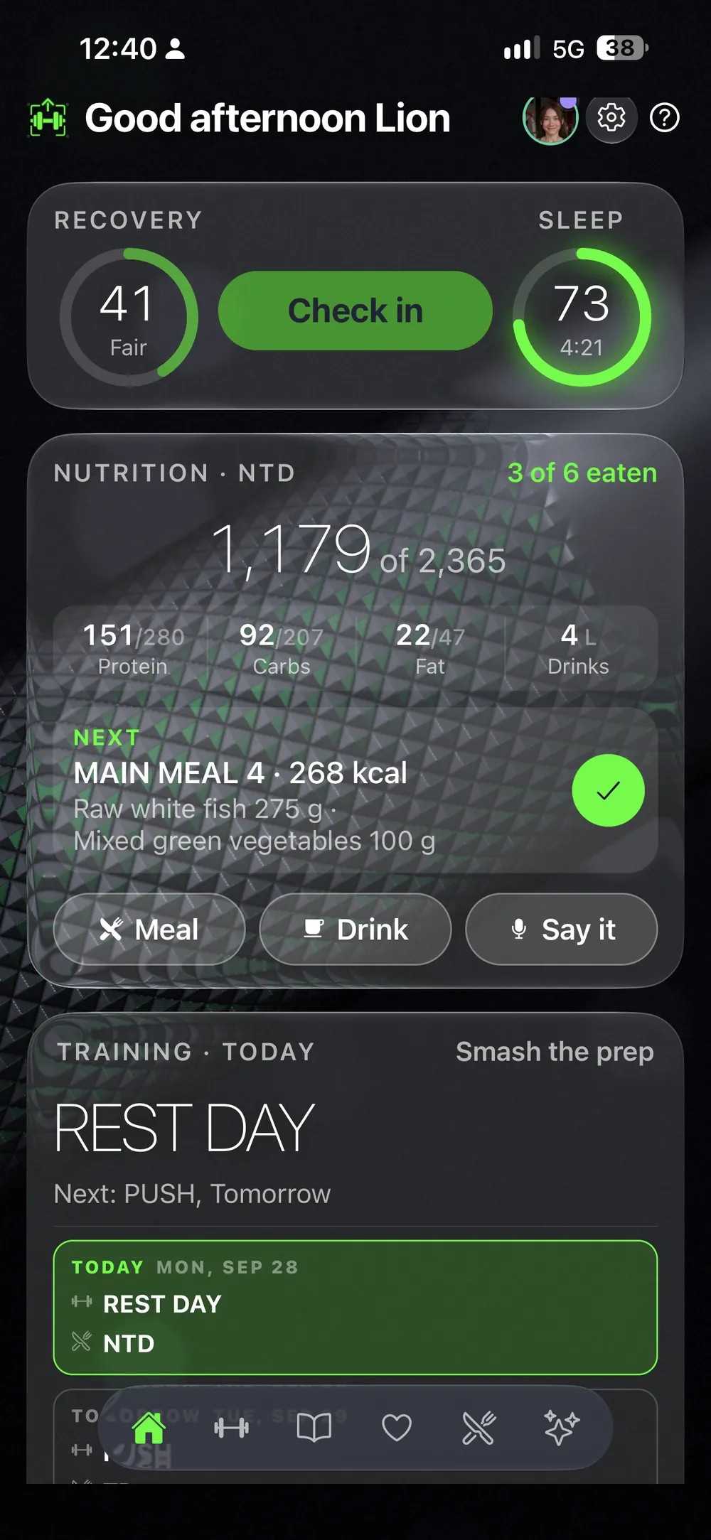 The LiftScan dashboard in the Glass style: health, check-in, today's food and today's training on one screen